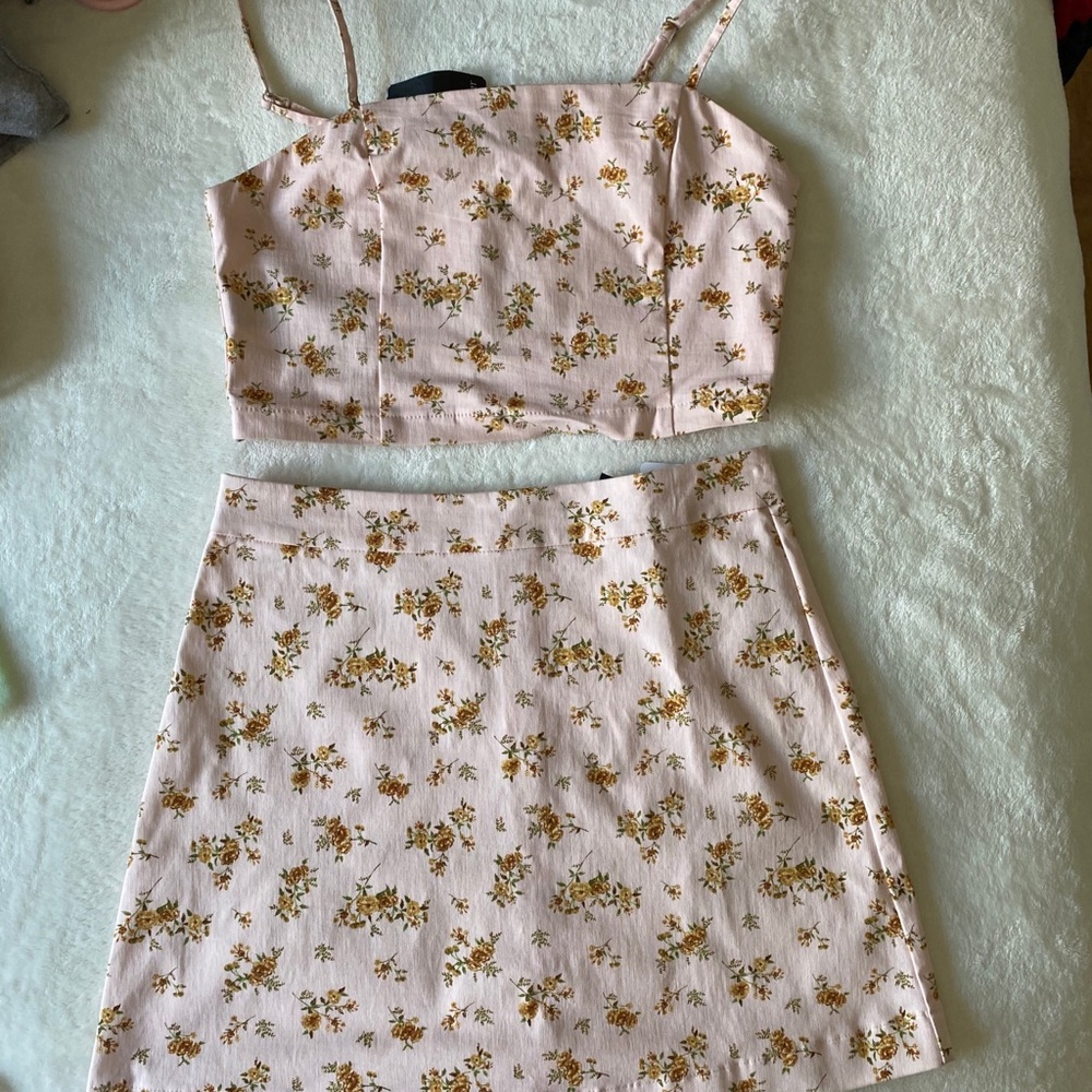 🆕2 pieces set 🌸💕